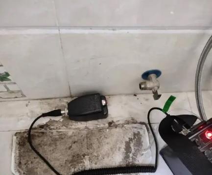 鲁甸屋顶漏水维修公司分享下卫生间漏水的危害及解决方法